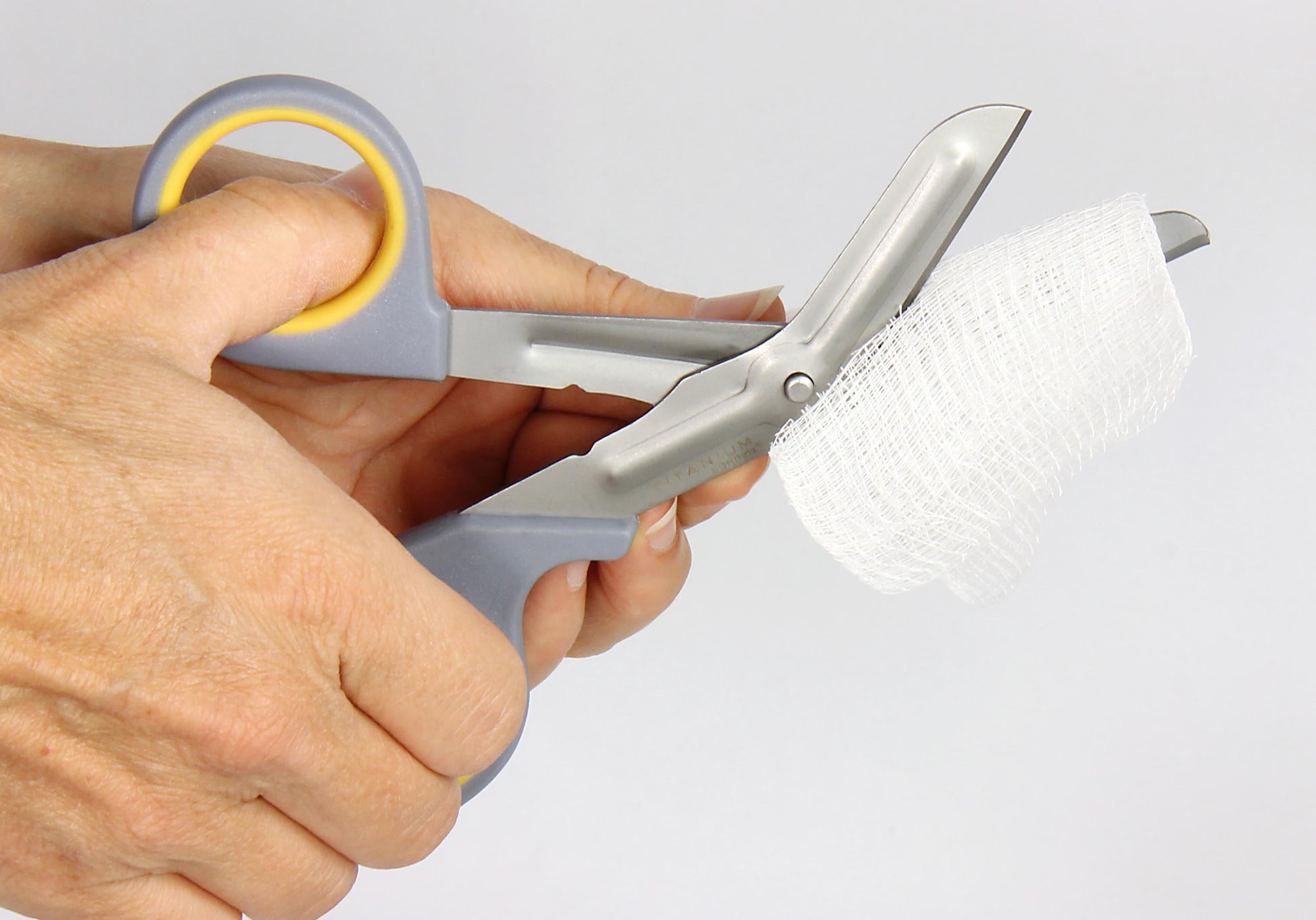 First Aid Only 7’’ Titanium Bonded Bandage Shears